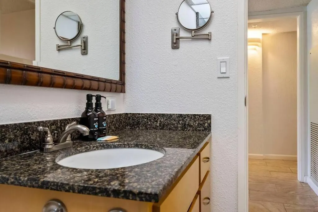 Kaanapali Shores 423- Ocean View 2 Bed, 2Bath Kaanapali Shores Gem Kahana 0*,  United States